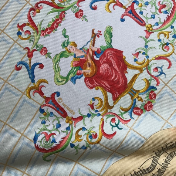 HERMÈS Hommage à Mozart Scarf 90 cm - Picture 7 of 10